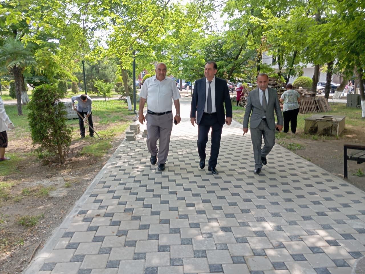 Taleh Qaraşov Lənkəranda aparılan yenidənqurma işləri ilə tanış olub - FOTOLAR